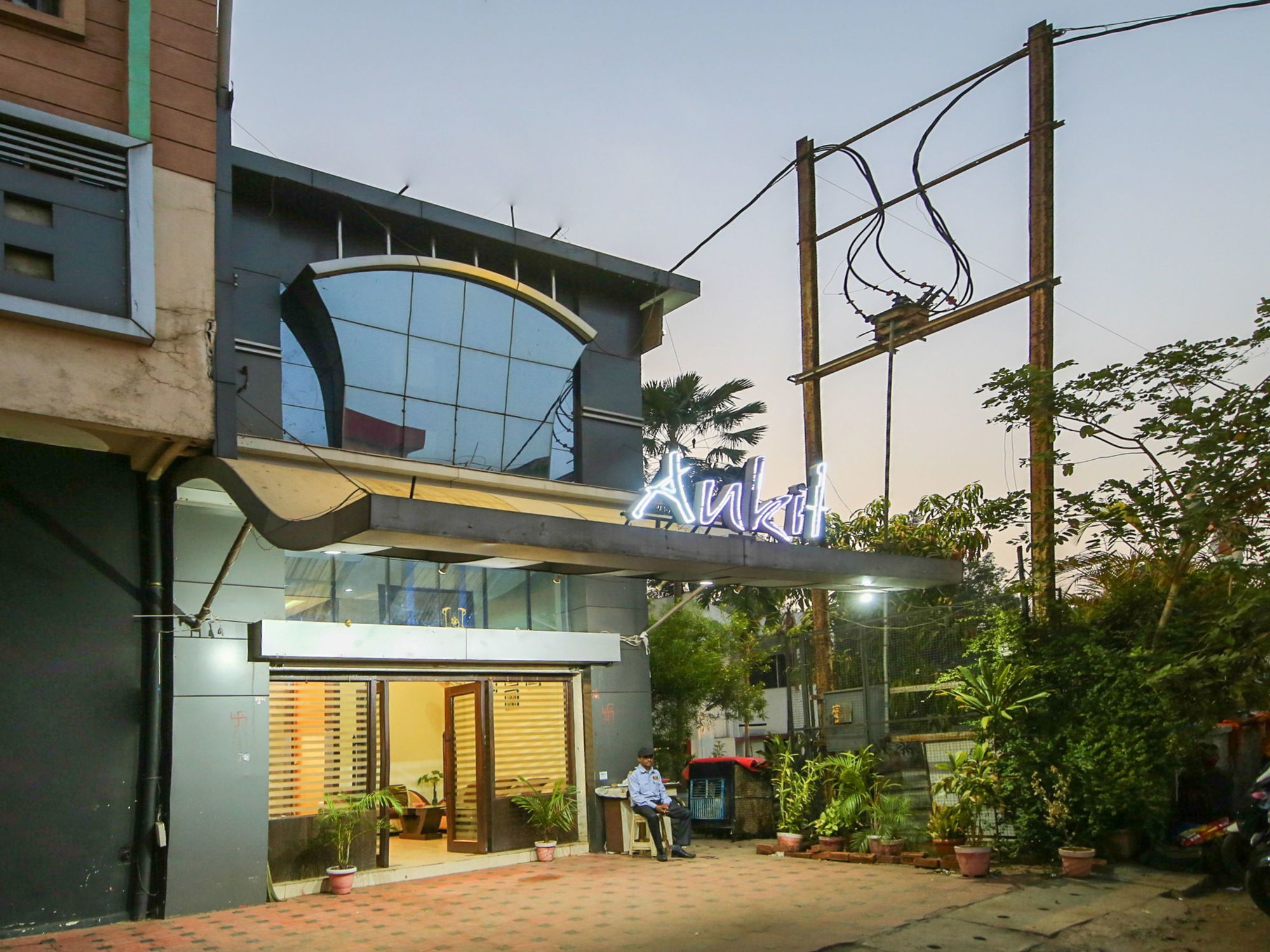 Oyo 15144 Hotel Ankit Jabalpur Exterior foto